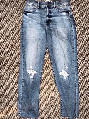 DAZE Skinny Distressed Jeans in Blue Waist 28